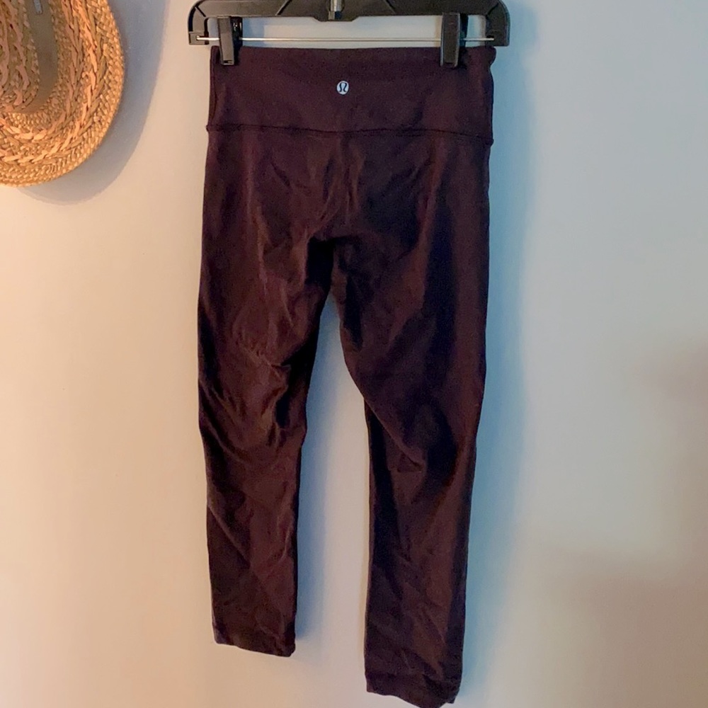 Lululemon Maroon Capri Leggings